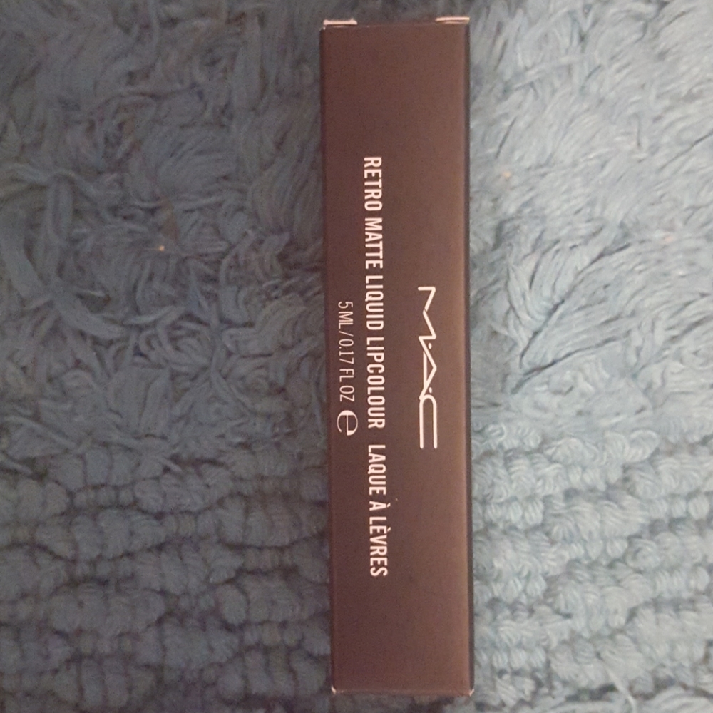 NIB MAC retro matte liquid lipcolour "SO ME"